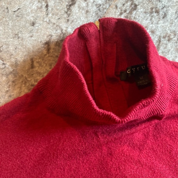 CYRUS women Zipper back sweater/size M - Picture 6 of 10